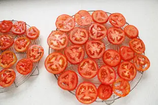 Feuilleté tomates-pesto