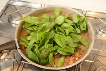 Quiche à l'oseille et pommes de terre