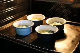 Oeufs cocotte aux épinards : Photo de l'étape 11
