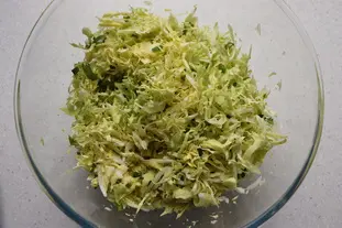 Salade citronnée de choux et pommes de terre : Photo de l'étape 4