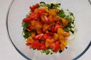 Rémoulade de courgettes et tomates : Photo de l'étape 6