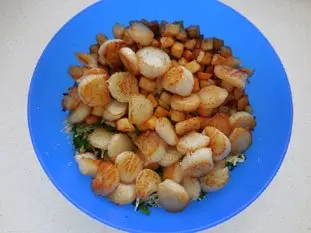 Salade tiède de saint-jacques au chou : Photo de l'étape 5