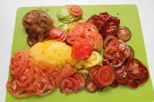 Salade multi-tomates : Photo de l'étape 3