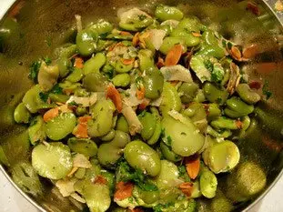 Salade de fèves aux amandes