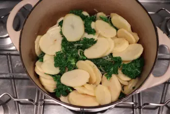 Potage chou kale et pommes de terre