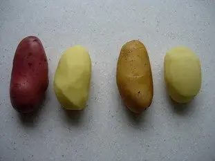 La cuisson des pommes de terre dans l'eau : Photo de l'étape 2