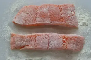 Filet de saumon meunière : Photo de l'étape 2