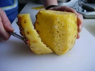 Comment Peler à Vif Un Ananas Cuisine Facile Com