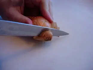Comment préparer un oignon ou une échalote : Photo de l'étape 2