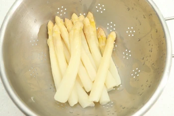 Comment préparer des asperges blanches : Étape 17