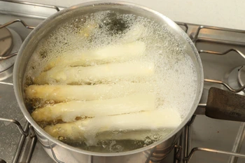 Comment préparer des asperges blanches : Étape 9