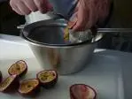 Comment extraire le jus de fruits de la passion