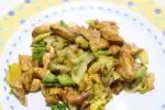 Emincé de poulet sauté aux poireaux
