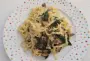 Tagliatelles avec une crème aux champignons et épinards.