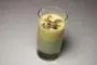 Panna cotta pistache, crème anglaise et pistaches caramélisées.