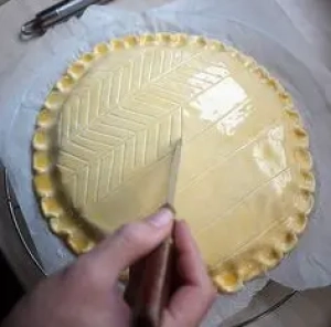 Tracer un motif sur une pâte