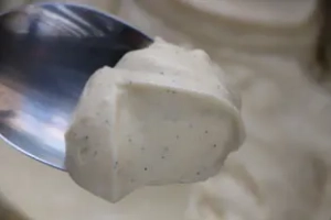 Le gélifiant dans une crème
